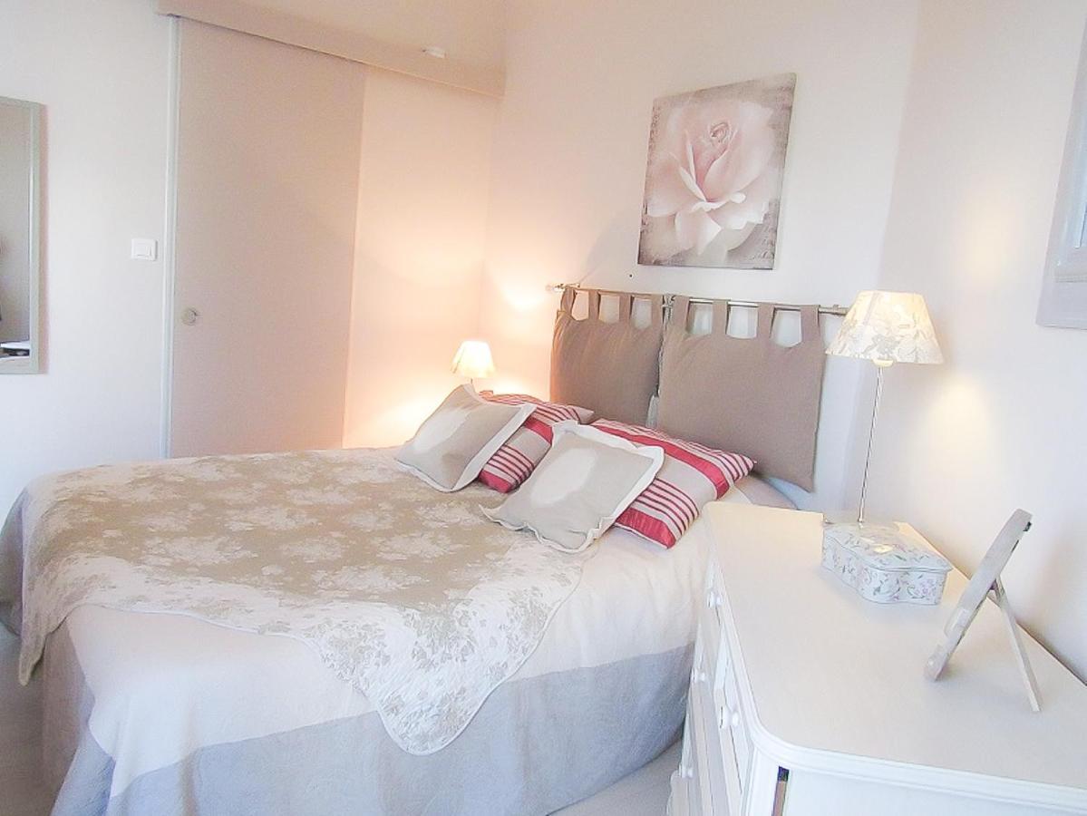 Cabourg, Cosy Appartement Avec Balcon + Parking Prive Kültér fotó